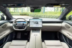 
										Lynk & Co Z10 full									