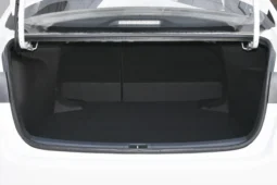 
										Toyota Corolla full									