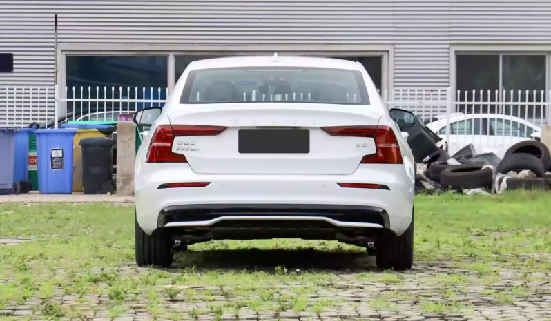
								Volvo XC90 full									